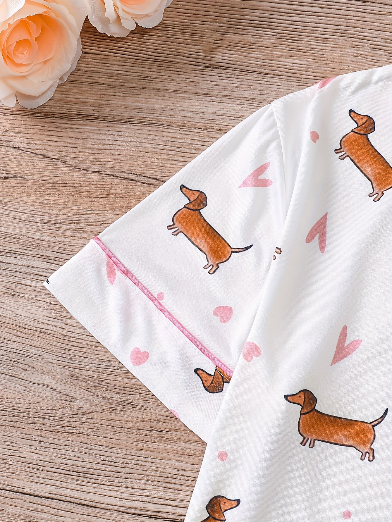 Barnpyjamas 2-delad med tecknad tax & hjärtan – kortärmad topp & shorts